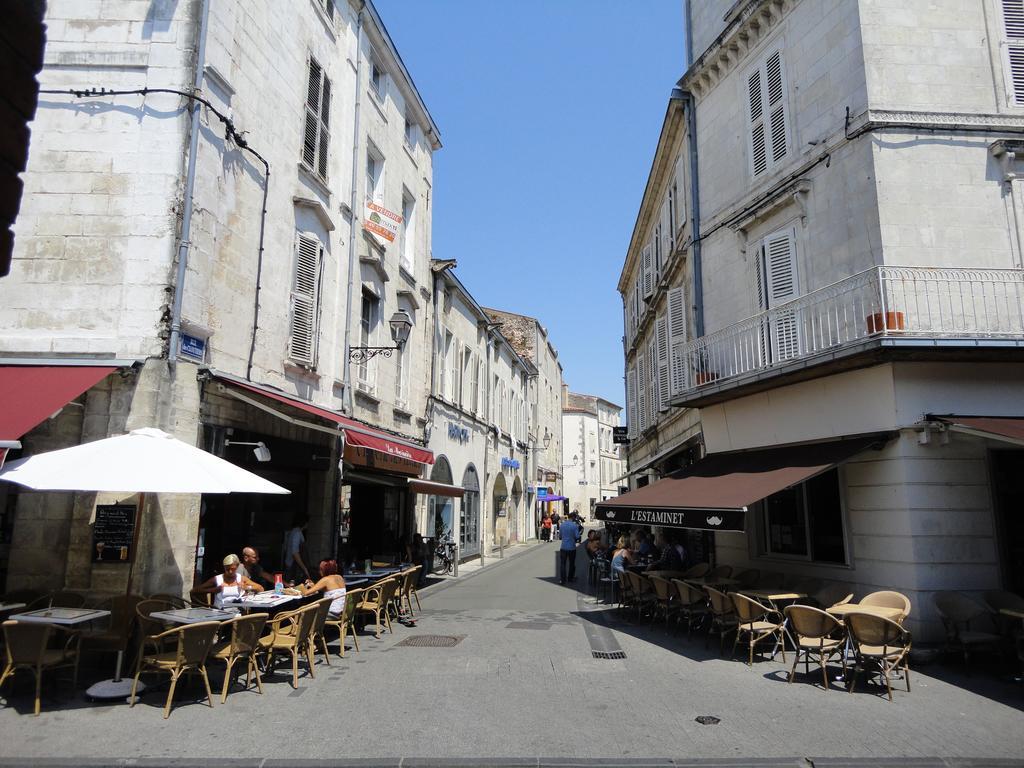 L' Appart Du Marche La Rochelle  Kamer foto